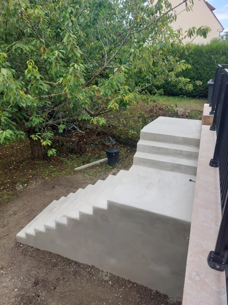 Escalier béton